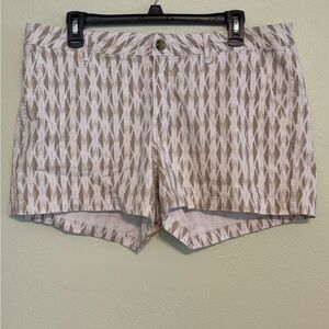a.n.a Tan and White Shorts Size 12